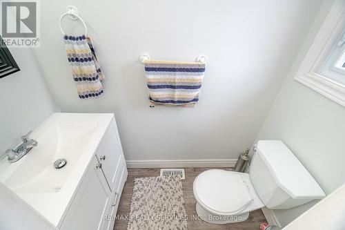 28 - 1675 Upper Gage Avenue, Hamilton, ON - Indoor Photo Showing Bathroom