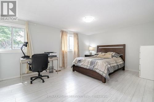 28 - 1675 Upper Gage Avenue, Hamilton, ON - Indoor Photo Showing Bedroom