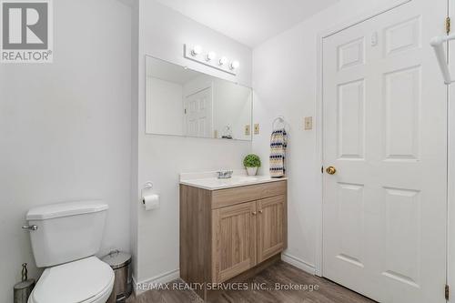 28 - 1675 Upper Gage Avenue, Hamilton, ON - Indoor Photo Showing Bathroom