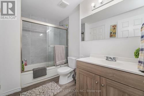 28 - 1675 Upper Gage Avenue, Hamilton, ON - Indoor Photo Showing Bathroom