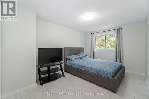 28 - 1675 Upper Gage Avenue, Hamilton, ON - Indoor Photo Showing Bedroom