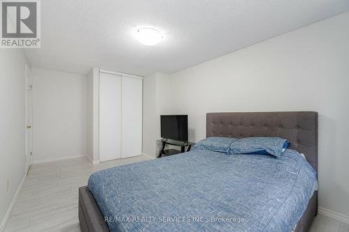 28 - 1675 Upper Gage Avenue, Hamilton, ON - Indoor Photo Showing Bedroom