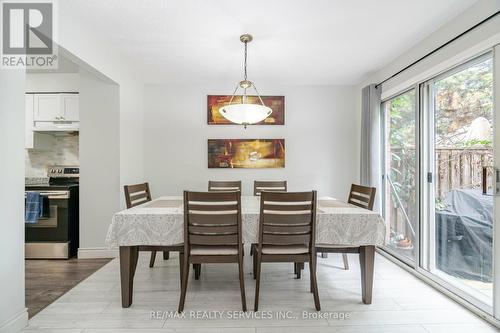 28 - 1675 Upper Gage Avenue, Hamilton, ON - Indoor Photo Showing Dining Room