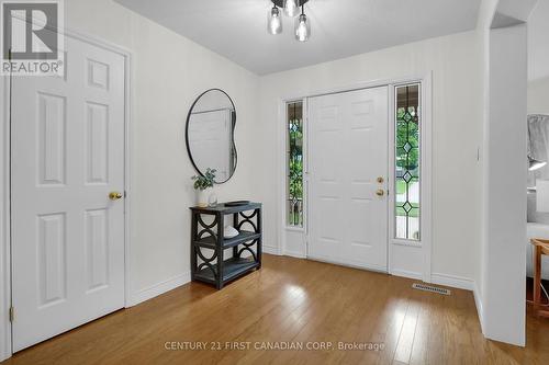 61 South Carriage Road, London, ON - Indoor Photo Showing Other Room