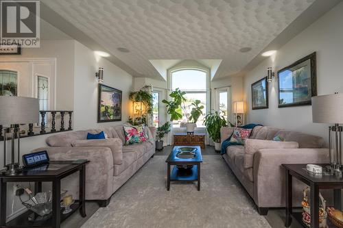 4646 Ryser Court, Prince George, BC - Indoor Photo Showing Living Room