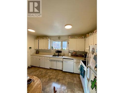 3791 Shane Crescent, Prince George, BC - Indoor Photo Showing Kitchen