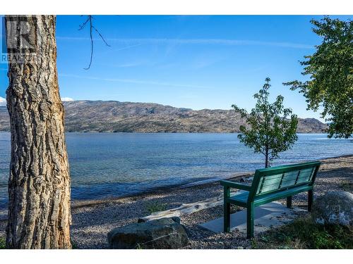 3960 Beach Avenue, Peachland, BC 