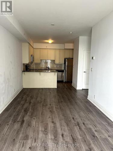 308 - 24 Woodstream Boulevard, Vaughan, ON - Indoor Photo Showing Kitchen