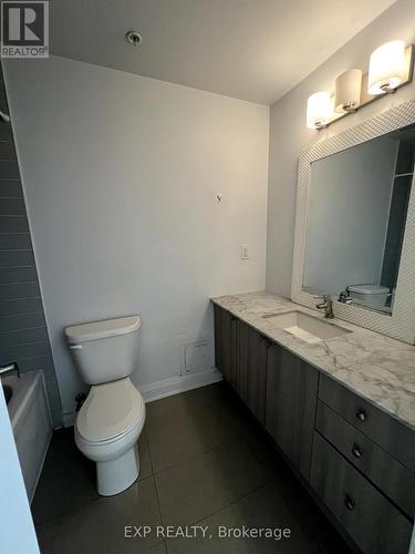 308 - 24 Woodstream Boulevard, Vaughan, ON - Indoor Photo Showing Bathroom