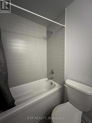 308 - 24 Woodstream Boulevard, Vaughan, ON - Indoor Photo Showing Bathroom