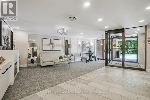 702 - 1230 Marlborough Court, Oakville (College Park), ON - Indoor