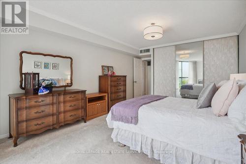 702 - 1230 Marlborough Court, Oakville (College Park), ON - Indoor Photo Showing Bedroom