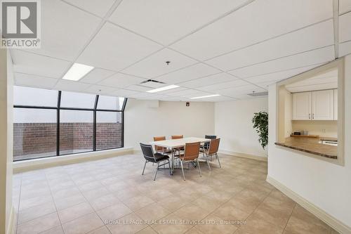 702 - 1230 Marlborough Court, Oakville (College Park), ON - Indoor