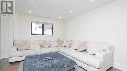 455 Rutherford Road N, Brampton (Madoc), ON - Indoor Photo Showing Living Room