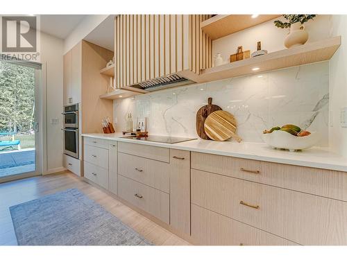 7859 Boulter Road, Vernon, BC - Indoor Photo Showing Kitchen