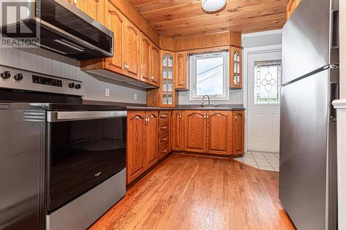 11 Church Road, New Harbour, NL - Indoor Photo Showing Kitchen