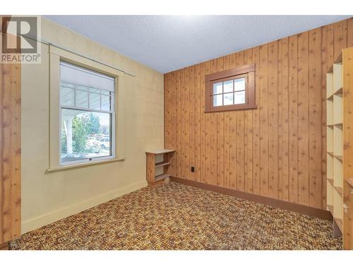 1754 Ethel Street, Kelowna, BC - Indoor Photo Showing Other Room