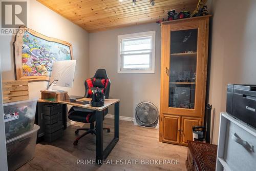 146 Simcoe Street, South Huron (Exeter), ON - Indoor Photo Showing Office