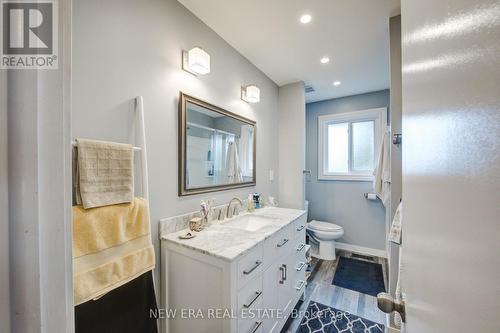 3 Joysey Street, Brantford, ON - Indoor Photo Showing Bathroom