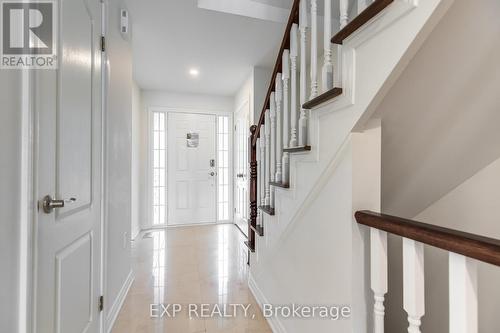 139 Edgewater Drive, Hamilton, ON - Indoor Photo Showing Other Room