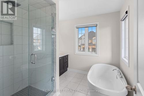 41 Starling Drive, Hamilton (Bruleville), ON - Indoor Photo Showing Bathroom