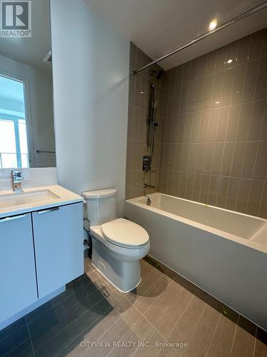 4101 - 3883 Quartz Road, Mississauga, ON - Indoor Photo Showing Bathroom