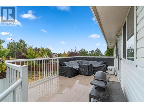 2341 Drummond Crt, Kamloops, BC - Outdoor With Deck Patio Veranda With Exterior