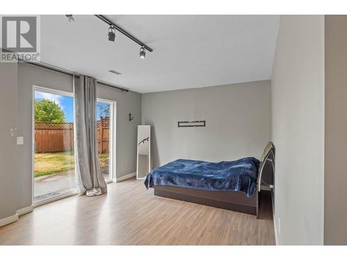 2341 Drummond Crt, Kamloops, BC - Indoor Photo Showing Bedroom