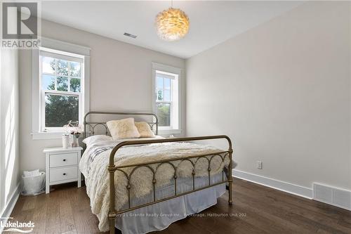 2194 Unicorn Road, Dysart Et Al, ON - Indoor Photo Showing Bedroom