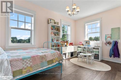 2194 Unicorn Road, Dysart Et Al, ON - Indoor Photo Showing Bedroom