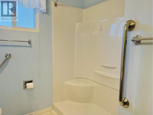 1015 N Eleventh Avenue, Williams Lake, BC - Indoor Photo Showing Bathroom