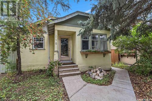 310 8Th Street E, Saskatoon, SK - Outdoor With Facade