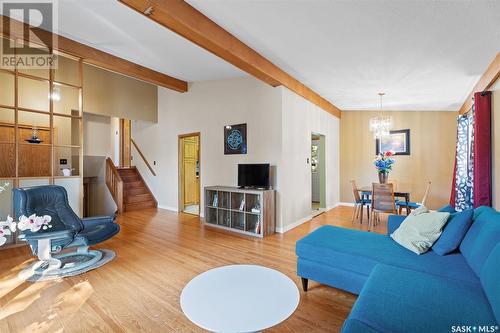 2521 Taylor Street E, Saskatoon, SK - Indoor Photo Showing Living Room