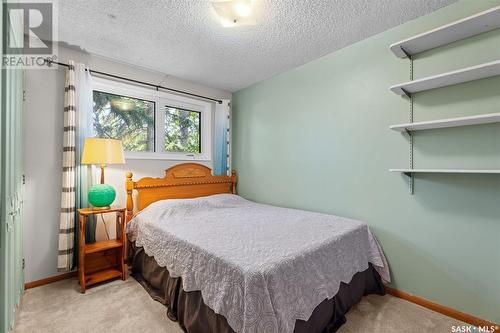 2521 Taylor Street E, Saskatoon, SK - Indoor Photo Showing Bedroom