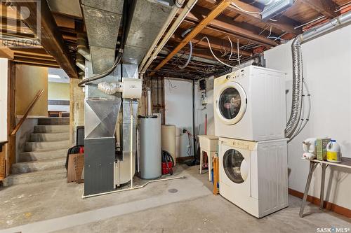 2521 Taylor Street E, Saskatoon, SK - Indoor Photo Showing Laundry Room