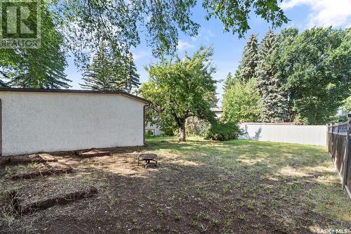 2521 Taylor Street E, Saskatoon, SK - Outdoor