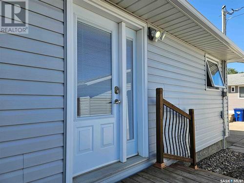 309 7Th Avenue W, Rosetown, SK - Outdoor With Exterior