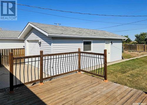 309 7Th Avenue W, Rosetown, SK - Outdoor With Deck Patio Veranda With Exterior