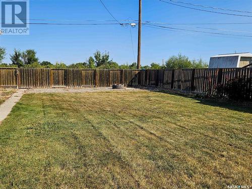 309 7Th Avenue W, Rosetown, SK - Outdoor