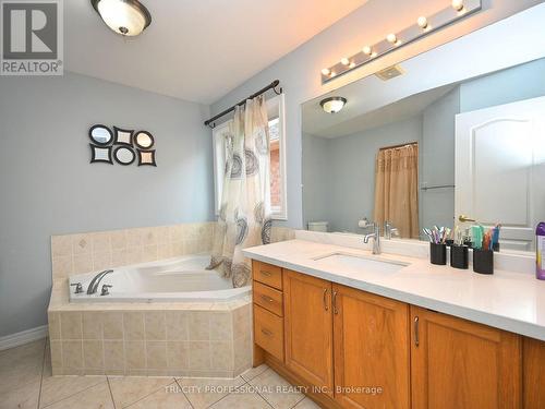 112 Stoneylake Avenue, Brampton, ON - Indoor Photo Showing Bathroom