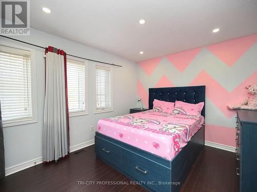 112 Stoneylake Avenue, Brampton, ON - Indoor Photo Showing Bedroom