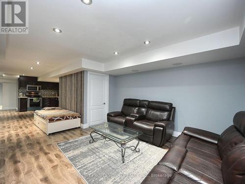 112 Stoneylake Avenue, Brampton, ON - Indoor Photo Showing Living Room