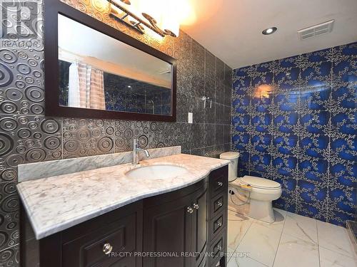 112 Stoneylake Avenue, Brampton, ON - Indoor Photo Showing Bathroom