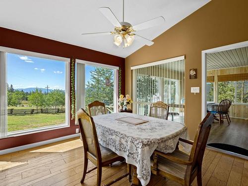 5120 Steffens Rd, Merritt, BC - Indoor Photo Showing Dining Room