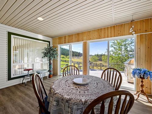 5120 Steffens Rd, Merritt, BC - Indoor Photo Showing Dining Room