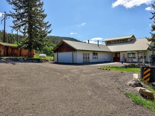 5120 Steffens Rd, Merritt, BC - Outdoor With Deck Patio Veranda