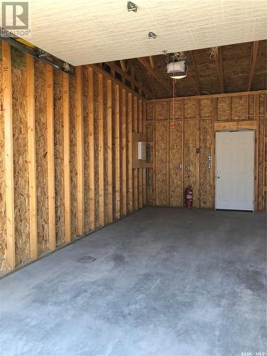 1321 Edward Avenue, Saskatoon, SK - Indoor Photo Showing Garage