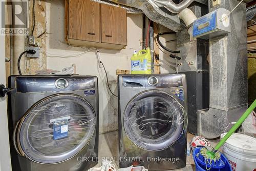 30 - 900 Central Park Drive, Brampton, ON - Indoor Photo Showing Laundry Room