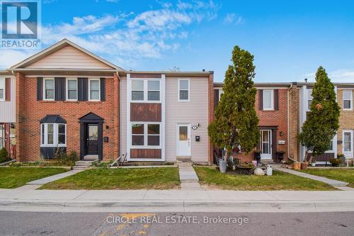 30 - 900 Central Park Drive, Brampton (Northgate), ON - Outdoor With Facade