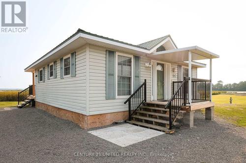 93 Otter Road, Curve Lake First Nation 35 (Curve Lake First Nation), ON - Outdoor With Deck Patio Veranda